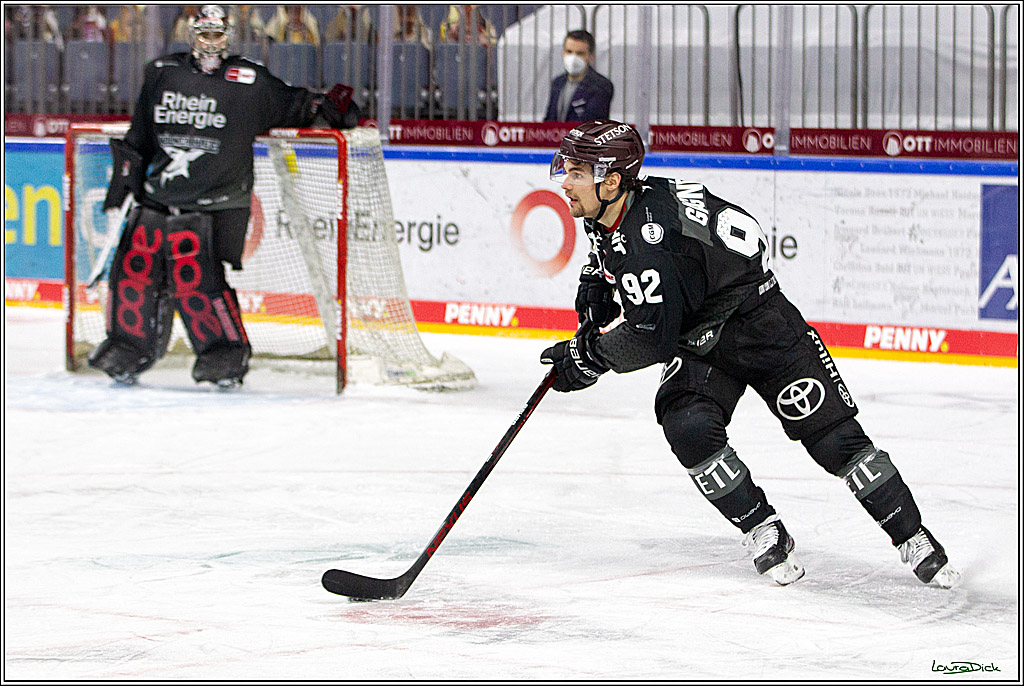 PENNY DEL;  Koelner Haie - Wolfsburg Grizzlys; Koeln, 17.03.2021